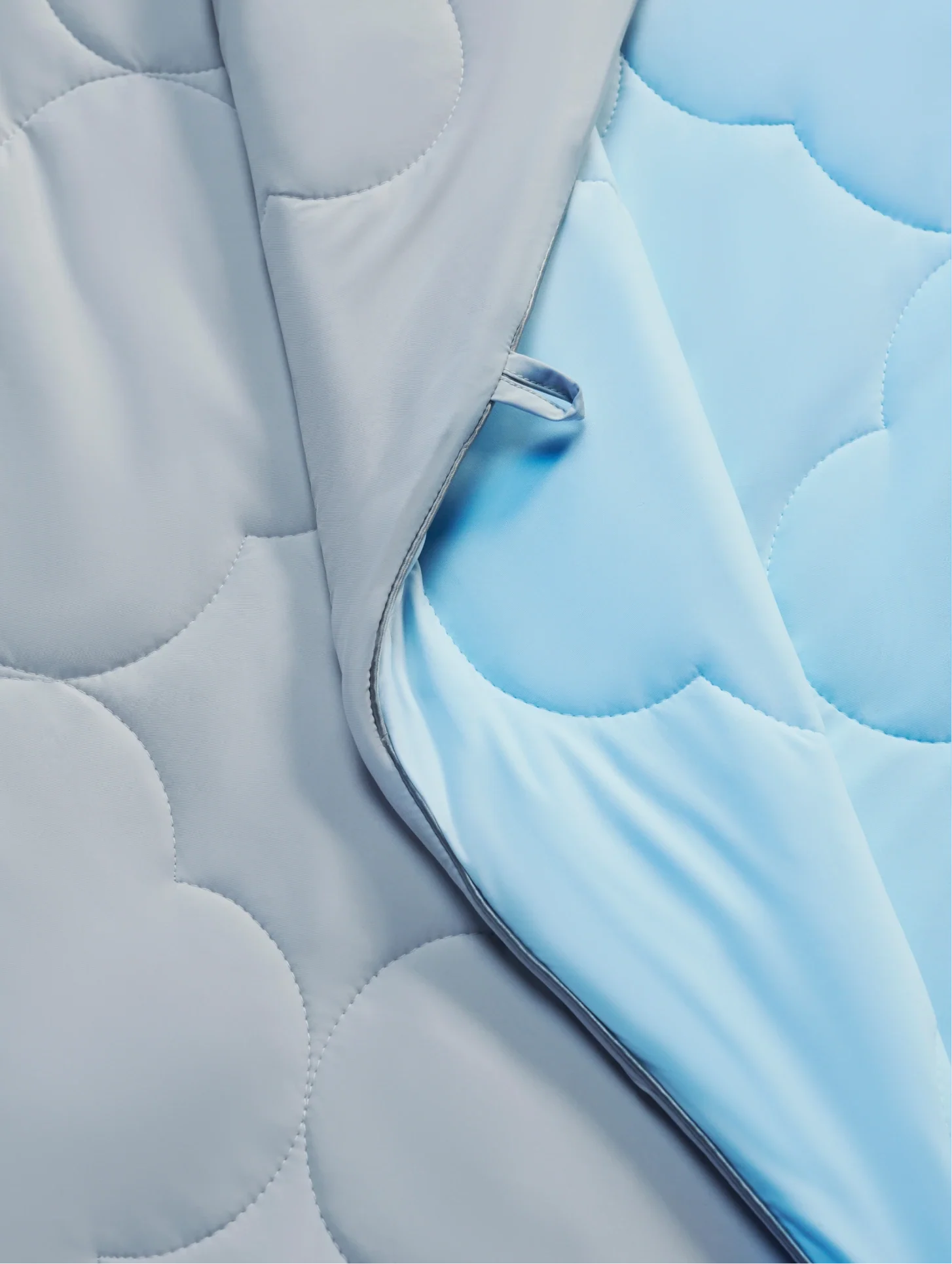 Cloudpillo Cooling Duvet - Image 3