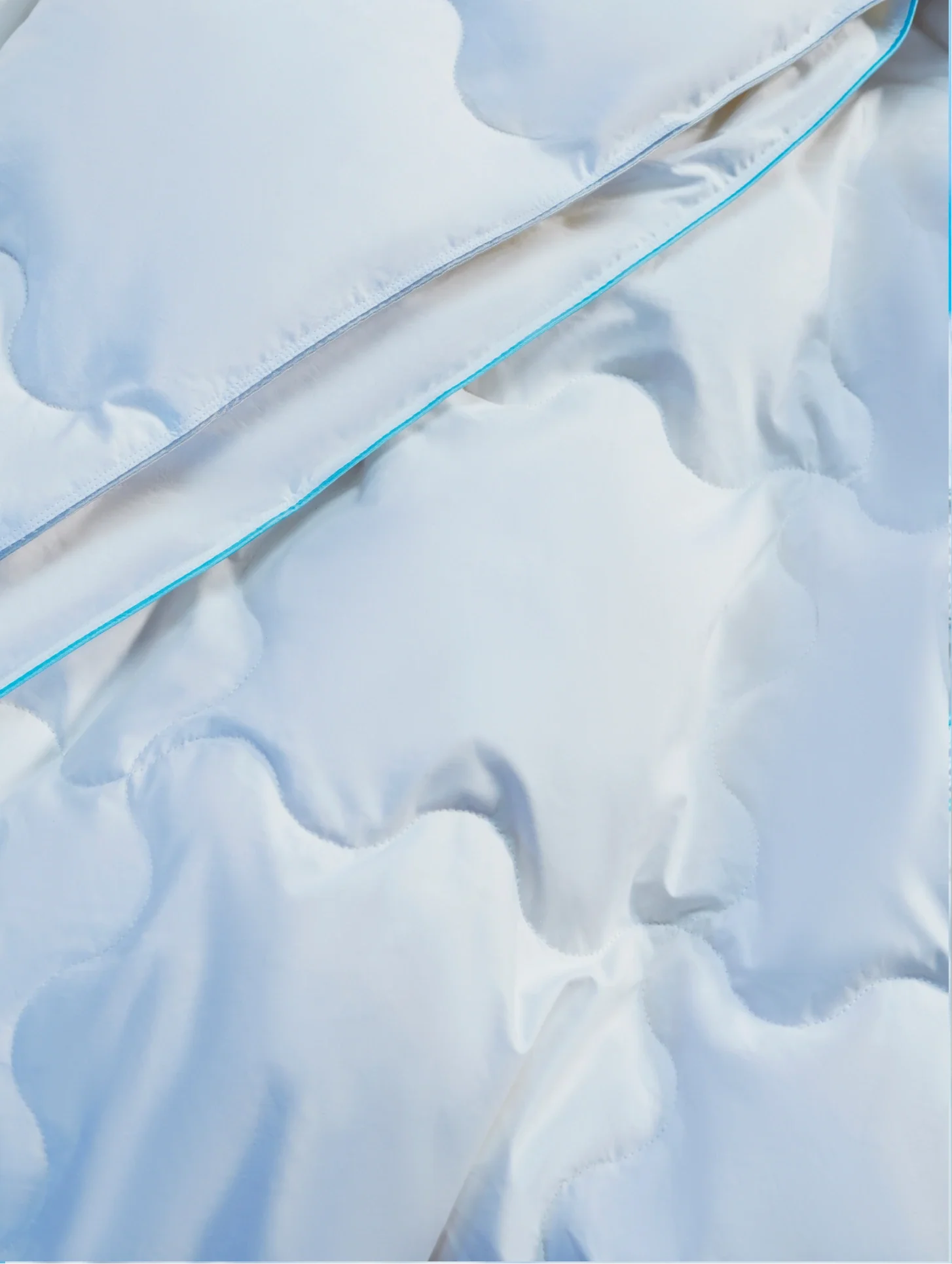 Cloudpillo Down & Feather Duvet - Image 5